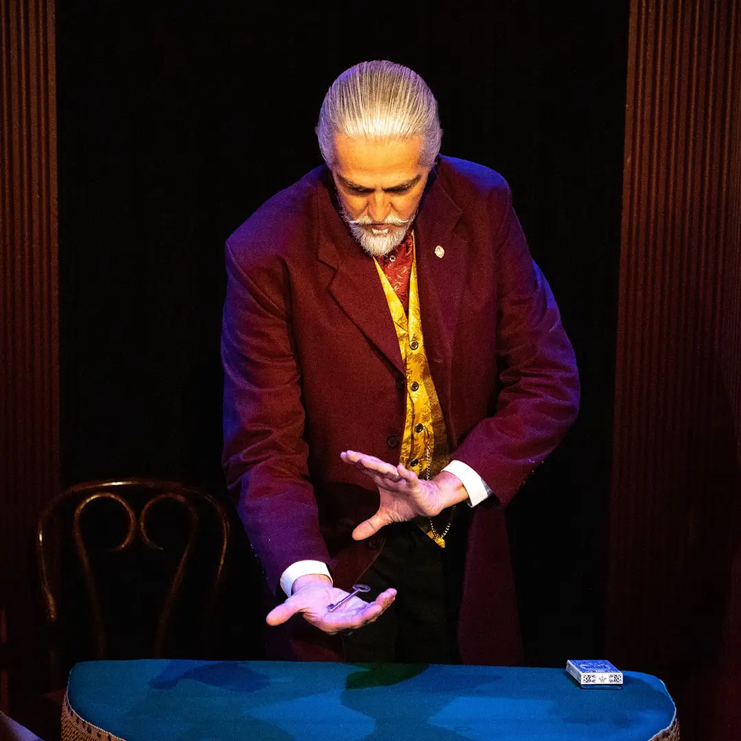 Georges-Robert performs with a haunted key